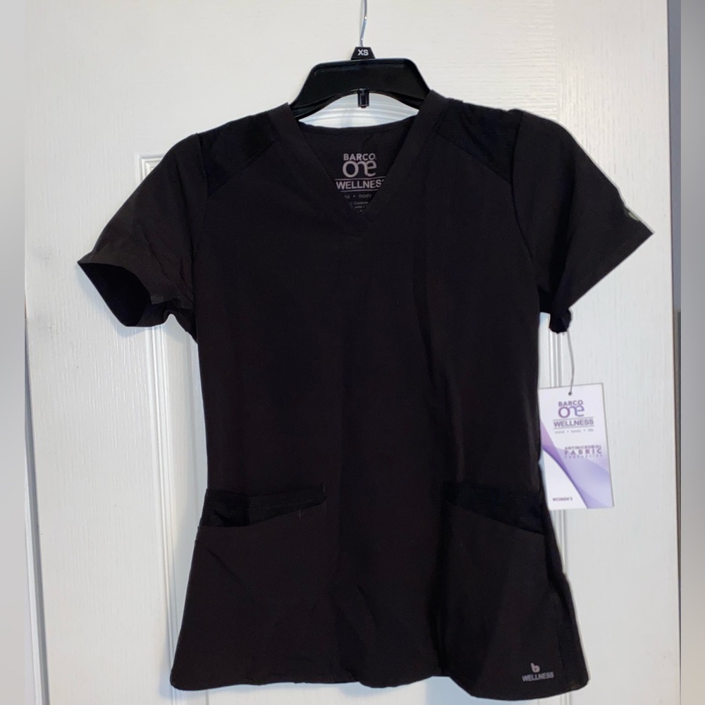Barco One Wellness Scrub Top x2